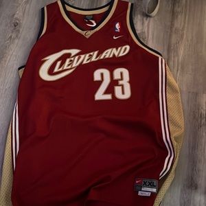 Maroon lebron James Cleveland cavs jersey